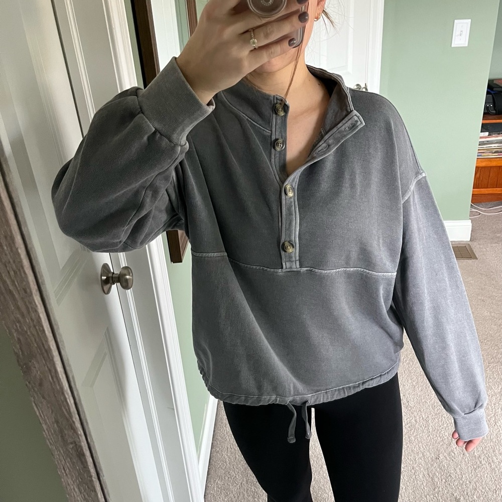 Old Navy Sweatshirt Grey